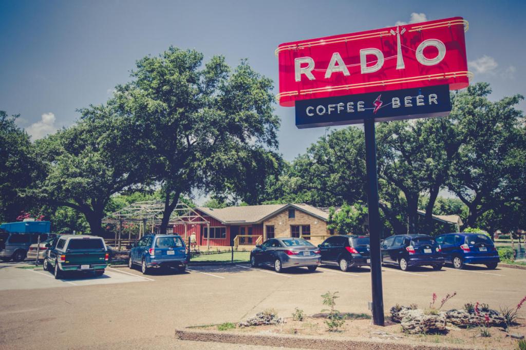 Austin Brew Review: Radio Coffee – Live Music Meets Study&nbsp;Sessions